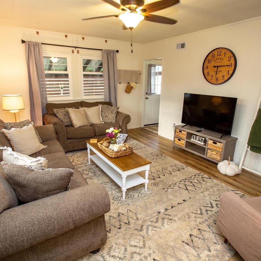 Cheerful 2 Bedroom Cottage On 5Th Decatur Ngoại thất bức ảnh